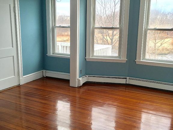 2nd image of 182 Furnace Brook Pkwy #2