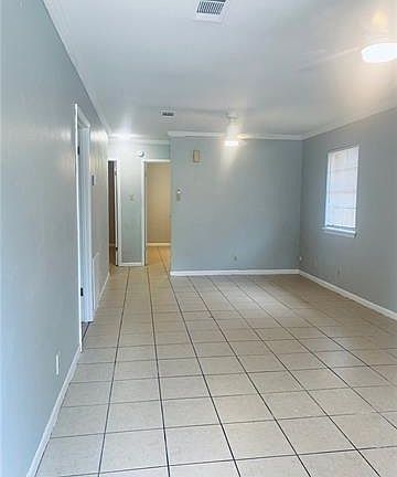 2nd image of 1307 Hooks Dr #B