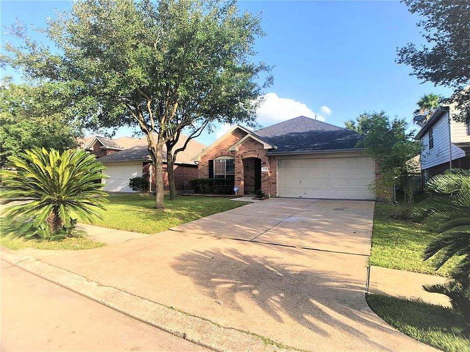 1st image of 16727 Bethan Glen Ln