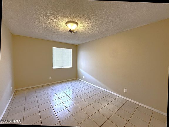 3rd image of 2713 E JUNIPER Avenue