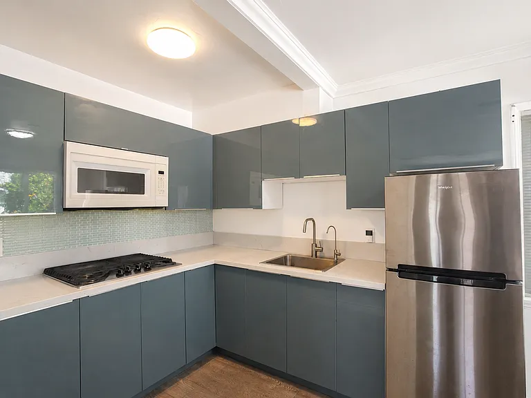 5703 Golden West Ave — Photo 6