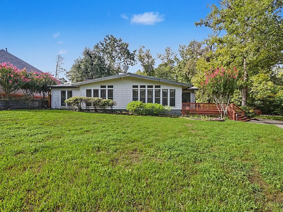 122 Warbonnet Dr