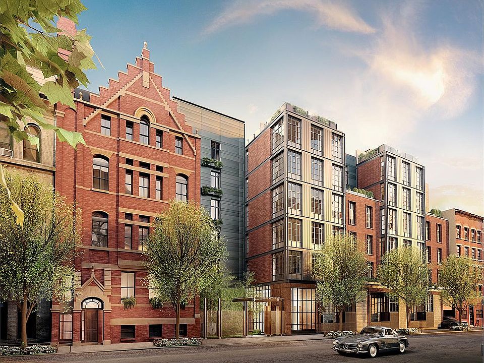 1st image of 215 Sullivan St #3D