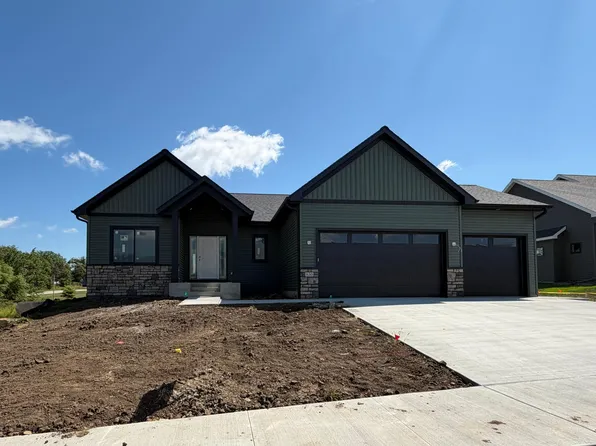 630 7th Ave NE, Byron, MN 55920
