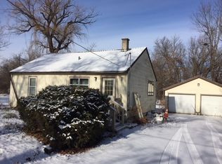 26534 W Squaw Rd, Ingleside, IL 60041