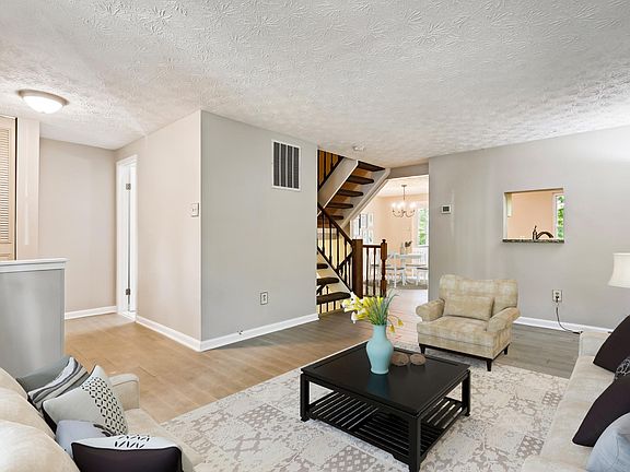 2nd image of 566 Bay Dale Ct