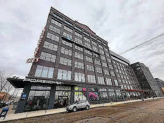 Rented by Voro Purple LLC | media 49