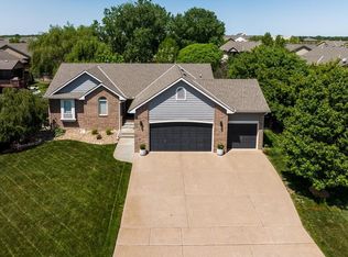 3609 N Ridge Port St, Wichita, KS 67205