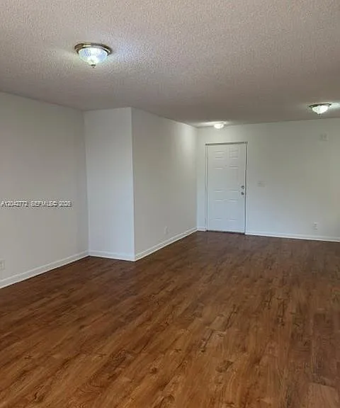 5721 Riverside Dr #103B5 — Photo 13