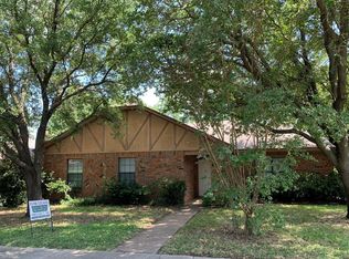 300 Tanglewood St, Denton, TX 76207