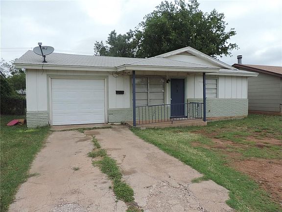 2nd image of 5144 Questa Dr