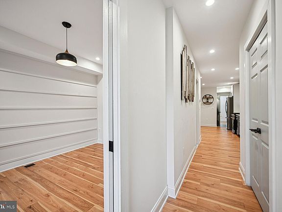 5th image of 428 Evarts St NE APT 1