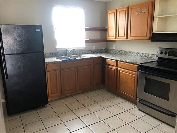 3rd image of 1740 N Roman St