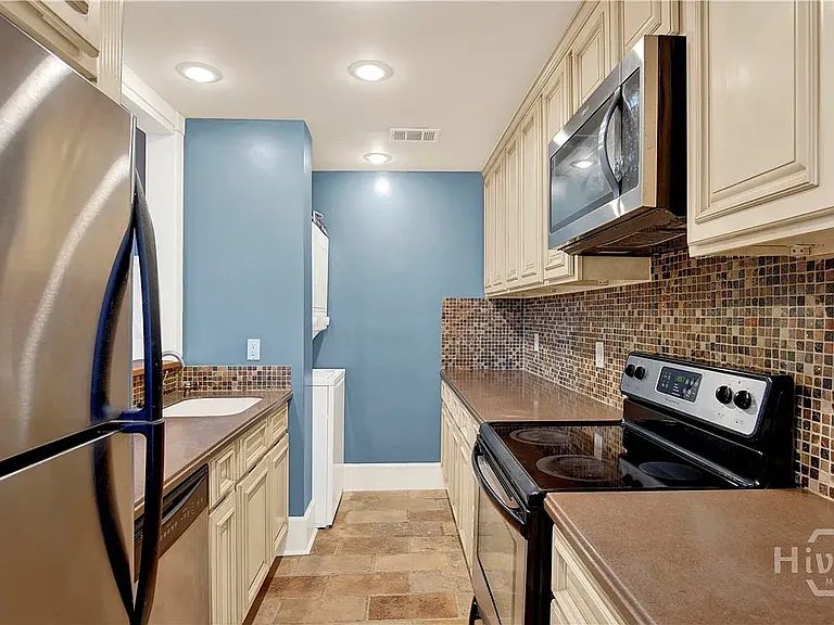 101 W Oglethorpe Ave #307 — Photo 38