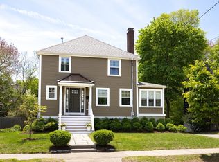 112 Oakdale Rd, Newton, MA 02461