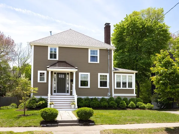112 Oakdale Rd, Newton, MA 02461