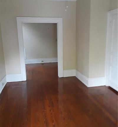 4th image of 3820 Prytania St
