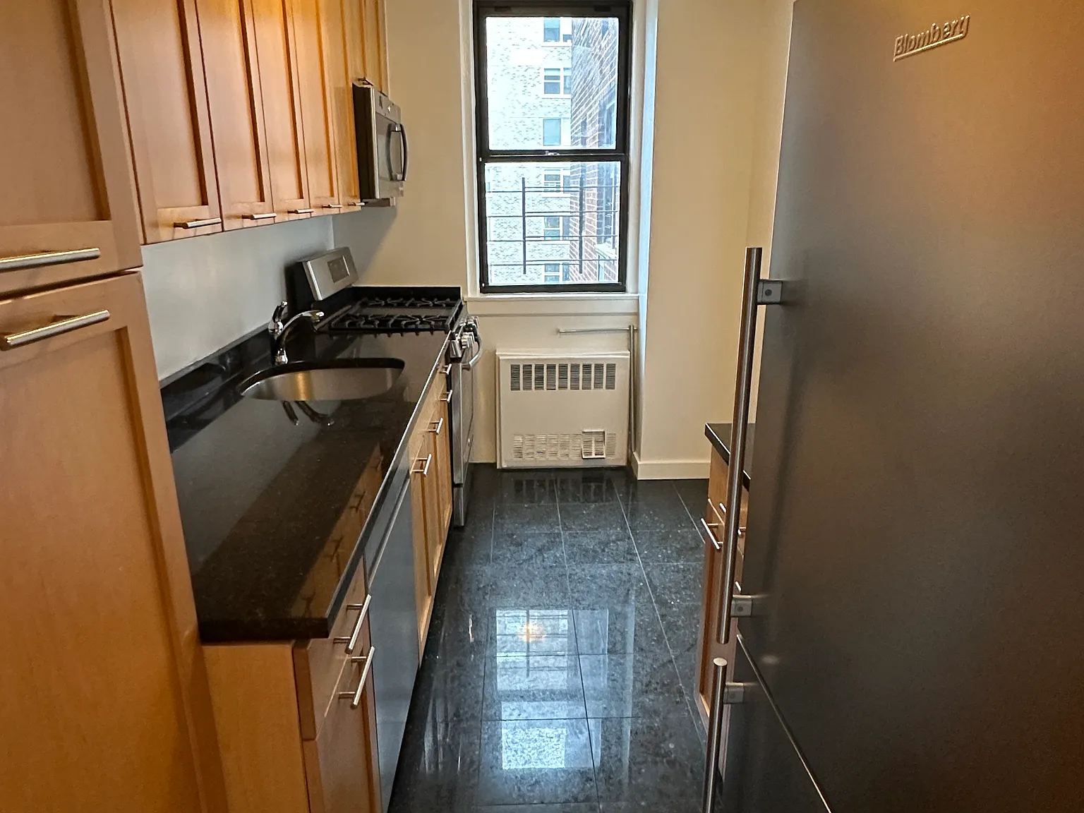 435 East 79th Street — Photo 4