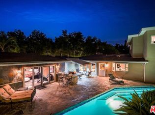 15320 Kingswood Ln, Sherman Oaks, CA 91403