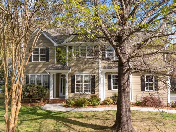 101 Michaels Way, Chapel Hill, NC 27516