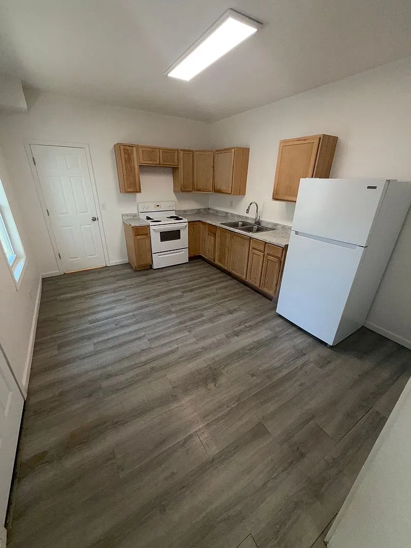 309 East Virginia Street — Photo 3
