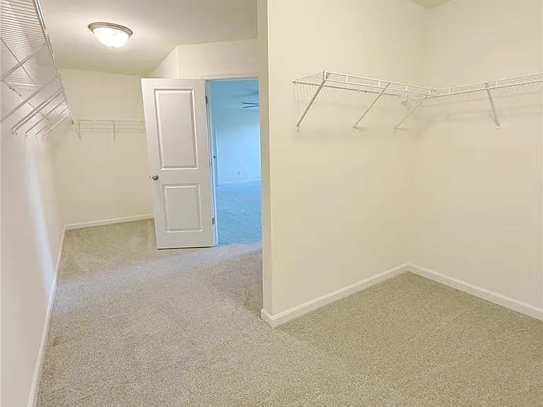 302 Windmill View Ct — Photo 32