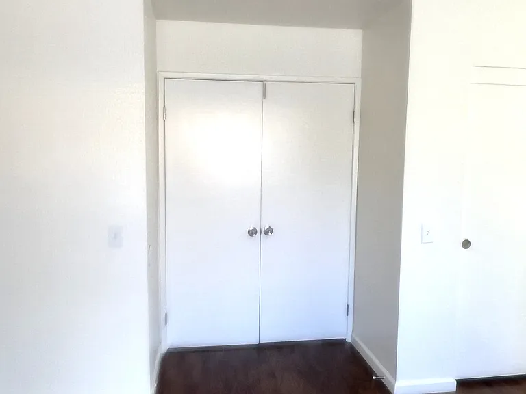 4264 Willowcreek Ct — Photo 9