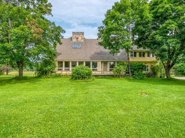111 Village Road, Freedom, NH 03836