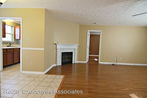 5th image of 5941 Aruba Ln