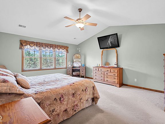 3rd image of 13010 E Otter Creek Ln