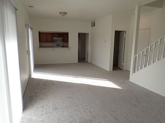 3rd image of 4017 Otono Dr #A