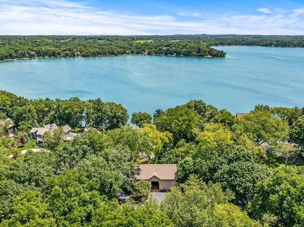 6142 North State Road 83, Hartland, WI 53029