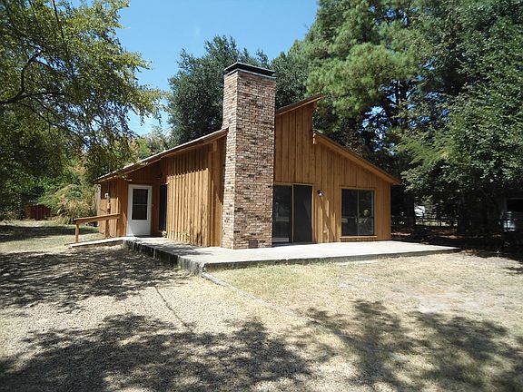 2nd image of 115 Lakeway Ln
