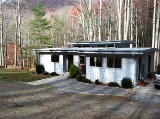 1098 N Fork Rd, Barnardsville, NC 28709