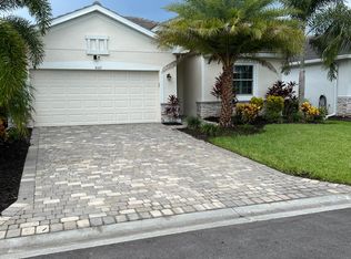 4163 Bluegrass Dr, Fort Myers, FL 33916