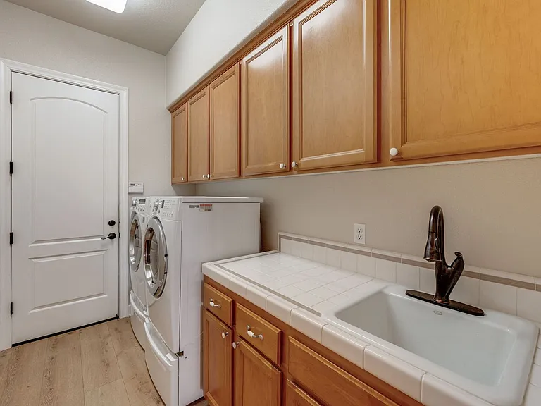 5035 Tesoro Way — Photo 48