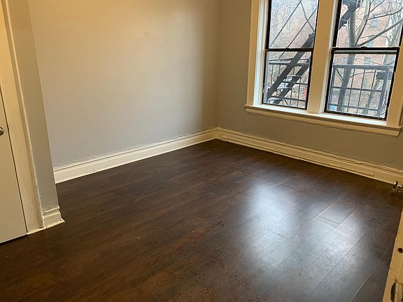 3rd image of 482 Summer Ave APT 302