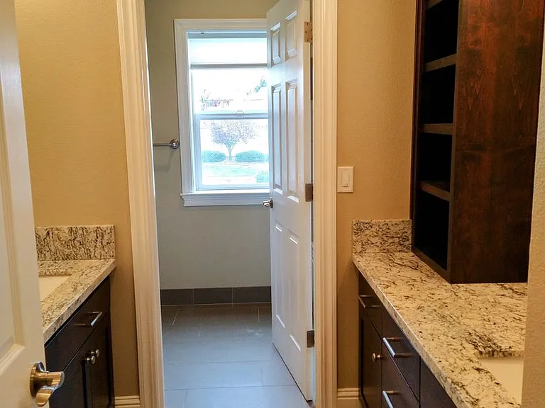 1377 Browning St — Photo 12