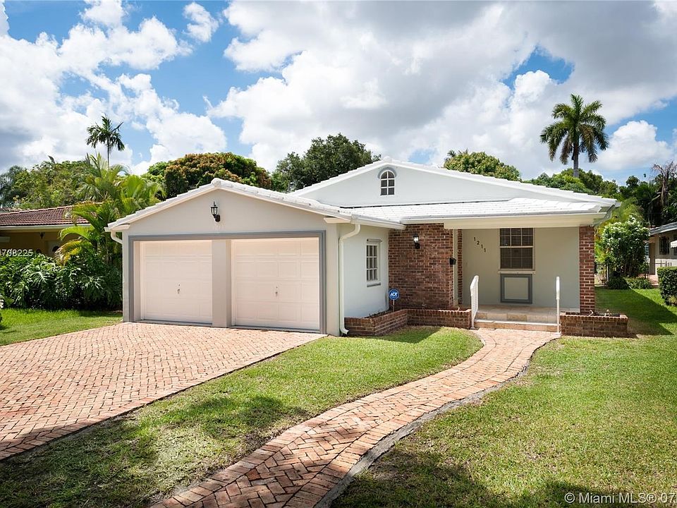 1st image of 1211 Sorolla Ave