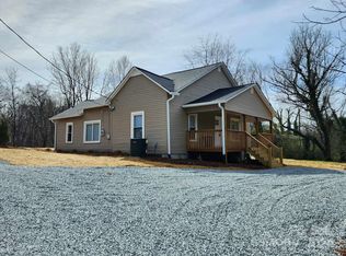543 Hill St NW, Lenoir, NC 28645