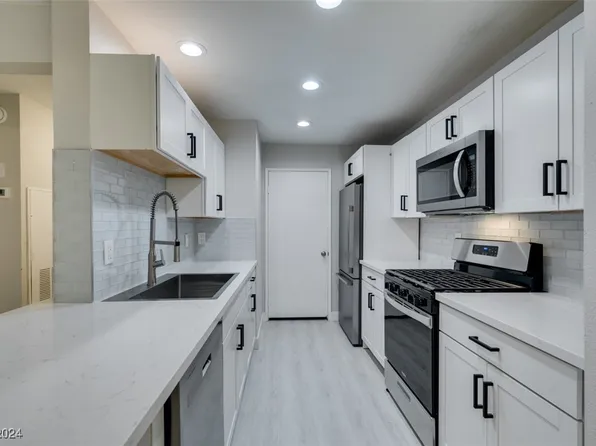 2200 Fort Apache Rd #1165, Las Vegas, NV 89117