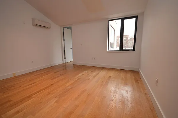 Rented by Simply Brooklyn Realty Inc | media 52