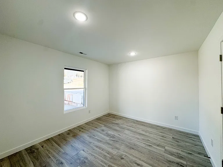 287 Scenic Ave — Photo 15