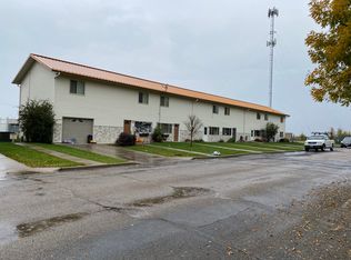 2 bed, 1.5 bath, $1,025, Valley City, ND 58072