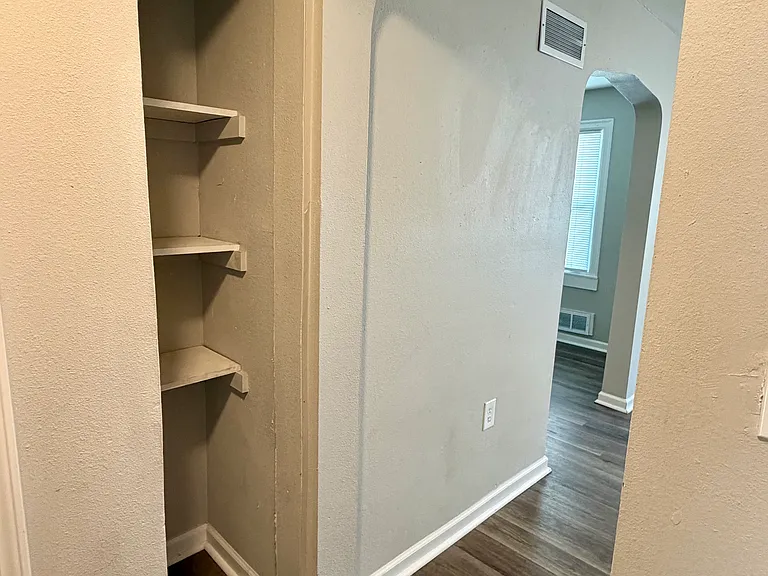 815 E Albert Ave — Photo 19