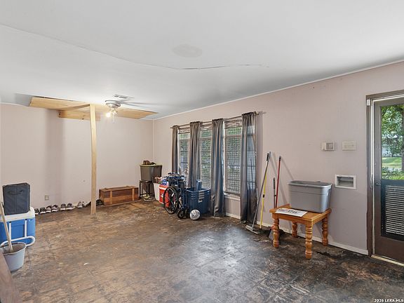 4th image of 202 CRESHAM DR