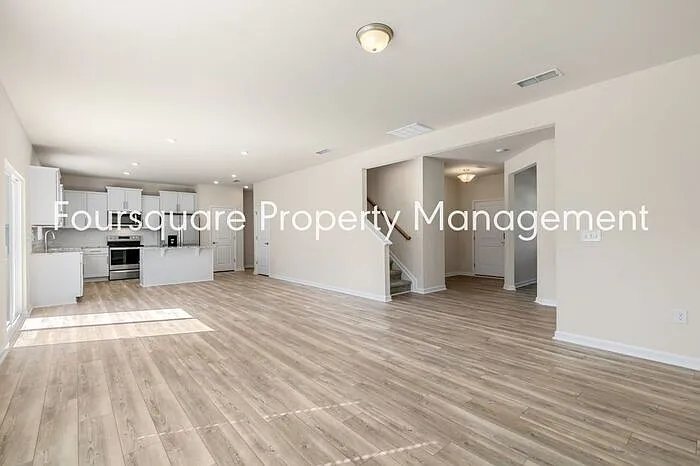 1716 Luna Way — Photo 15