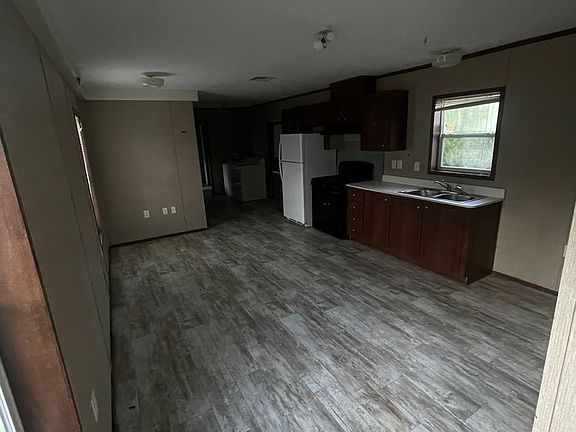 2nd image of 42553 Highway 42 #26