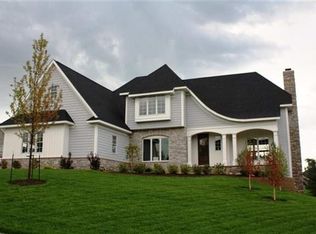 6877 Still Creek Pass, Bettendorf, IA 52722