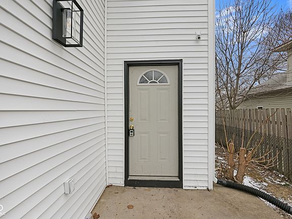 5th image of 2209 Noble St